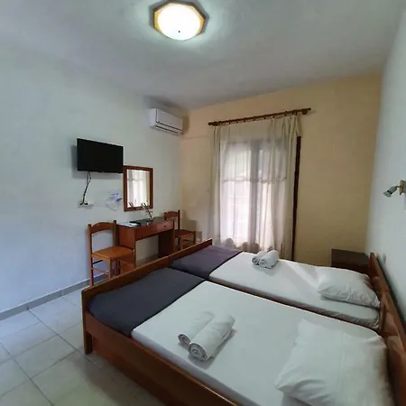 Hotel Artemis Holidays *