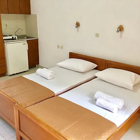 Artemis Holidays Отель